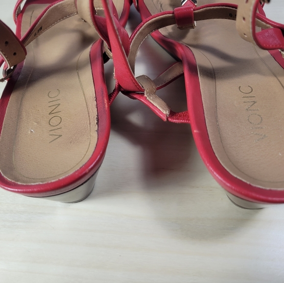 Vionic Port Cali Red Demi Wedge Open Toe Strappy Sandal Womens size 6.5 W - Picture 9 of 10